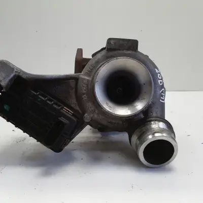 BMW E90 E91 2.0 D TURBOSPRĘŻARKA turbo 7810189C N47