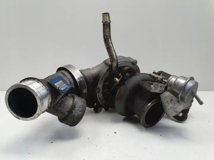 Volvo S80 II V70 III XC60 2.4 D5 TURBOSPRĘŻARKA turbo 36002640 D5244T15