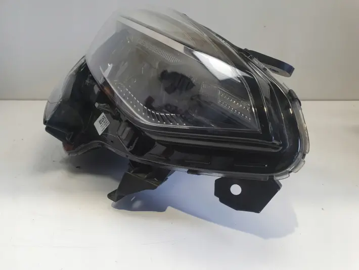Renault Clio V PRZEDNIA LAMPA PRAWA PRAWY PRZÓD FULL LED europa 260107933R