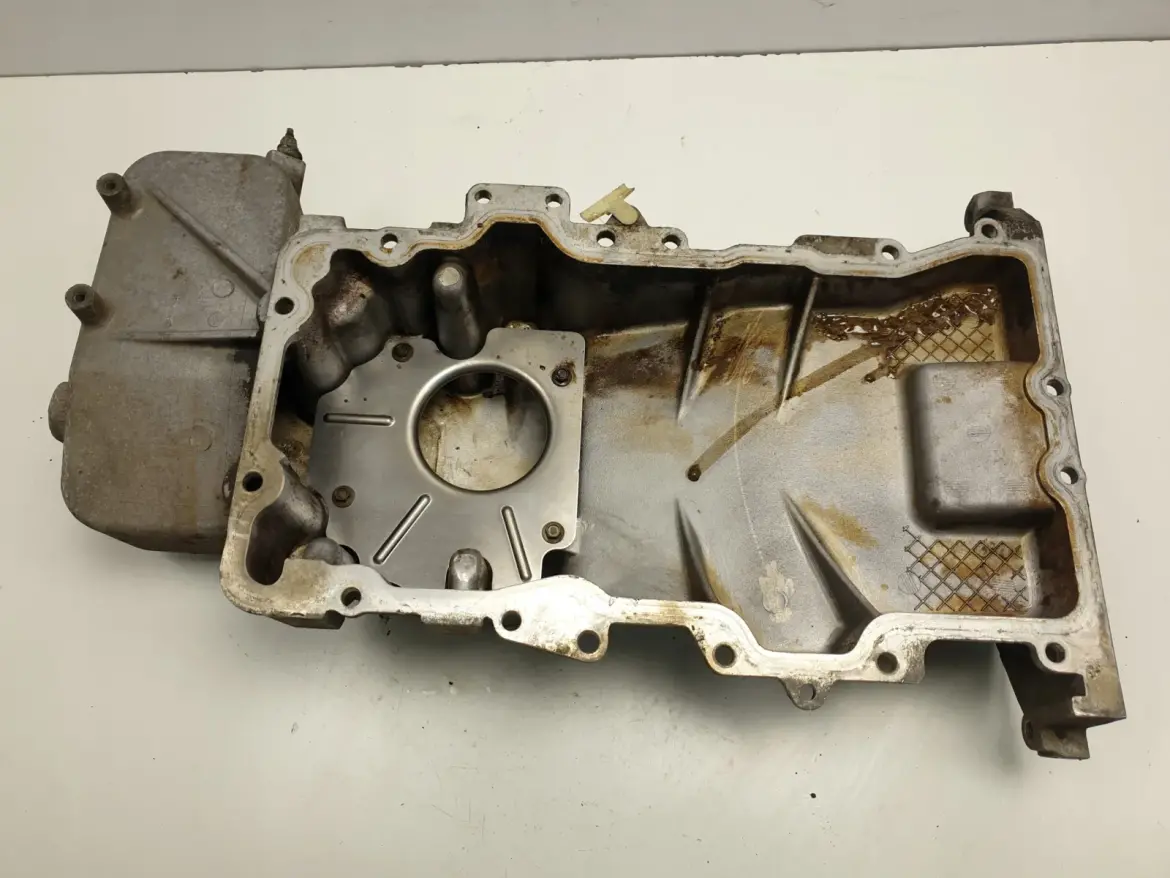 Jaguar S-Type 3.0 V6 MISKA OLEJOWA Oleju