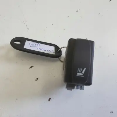 Renault Dacia WŁĄCZNIK PRZEŁĄCZNIK PODGRZEWANIA FOTELA panel 214904A