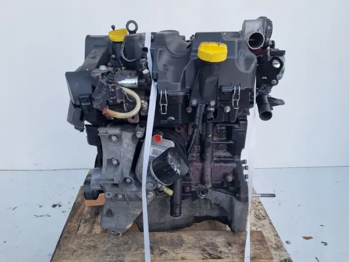 SILNIK BEZ OSPRZĘTU Renault Scenic III 1.5 DCI K9K832
