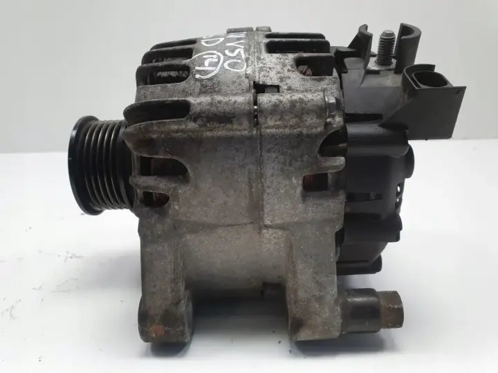 Volvo S40 II V50 1.6 D D2 ALTERNATOR 30659389 120A valeo