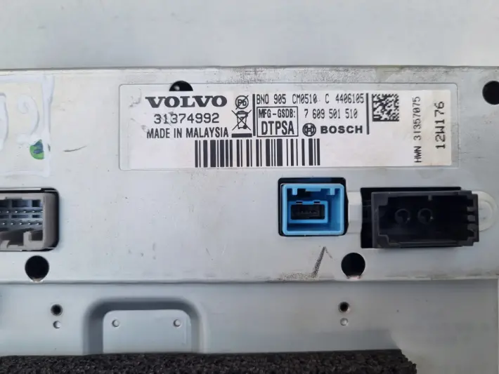 Volvo VOLVO V60 I S60 II EKRAN NAWIGACJI Wyświetlacz 31374992