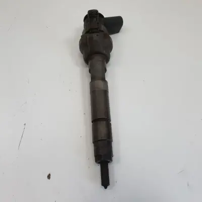 BMW E87 E90 E91 2.0 D WTRYSKIWACZ wtrysk 0445110289