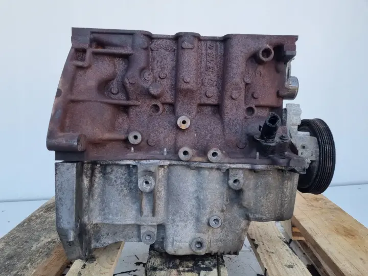 DÓŁ SILNIKA BLOK WAŁ TŁOK TŁOKI Renault Scenic Megane III 1.5 DCI K9K836