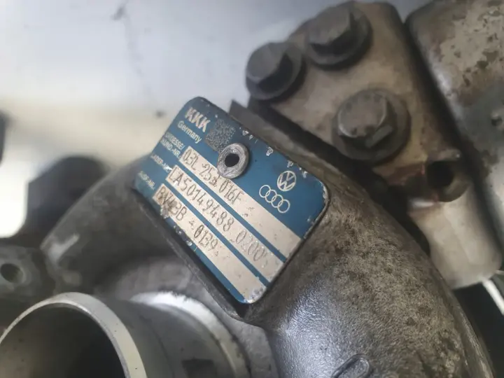 Audi A3 8P 2.0 TDI TURBOSPRĘŻARKA 03L253016F