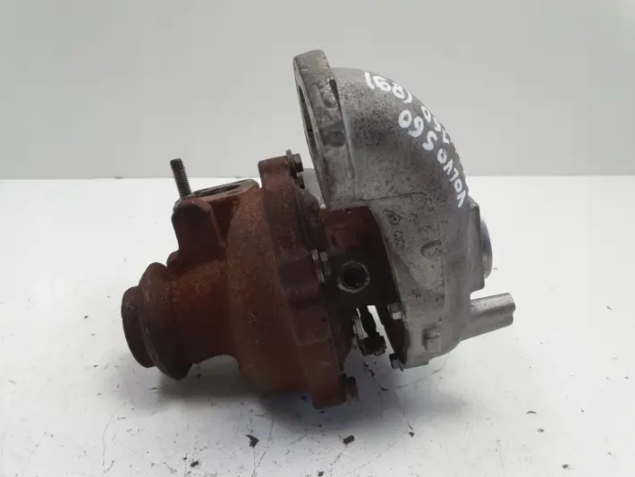 Volvo V60 S60 II 1.6 D2 TURBOSPRĘŻARKA turbo 9686120680