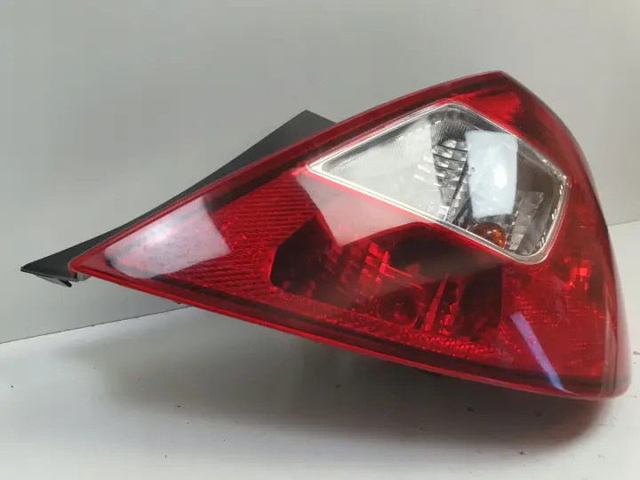 Opel Corsa D 5 drzwi TYLNA LAMPA PRAWA prawy tył pasażera 13269051