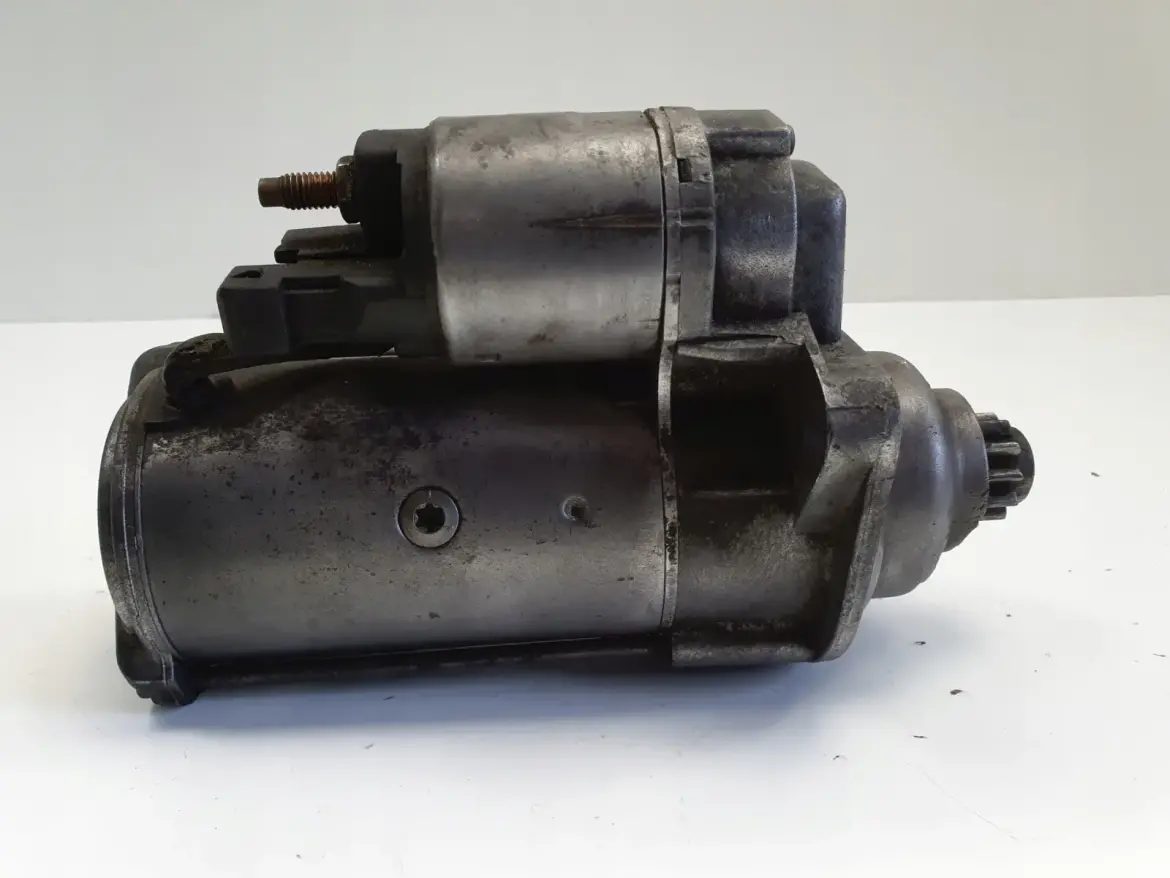 Audi A3 8L Golf IV 1.9 TDI ROZRUSZNIK valeo 02A911024B D7RS30