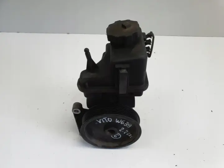 Mercedes Sprinter 906 2.2 CDI POMPA WSPOMAGANIA A0064667801