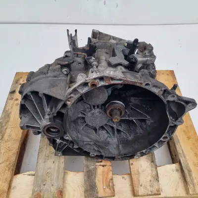 Volvo S40 V50 2.0 D SKRZYNIA BIEGÓW manualna 8M5R-7002-FF manual