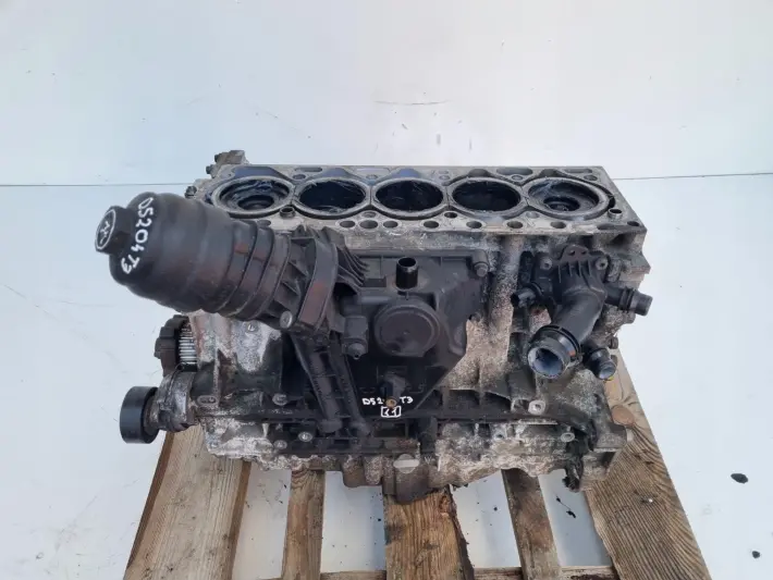 8f83896363daf70381d6653b4d9e3a43
