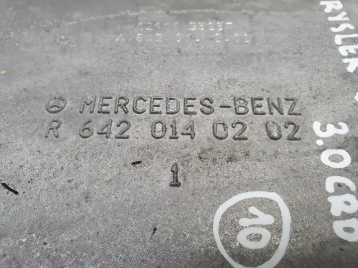 Chrysler 300C 3.0 CRD MISKA OLEJOWA oleju R6420140202