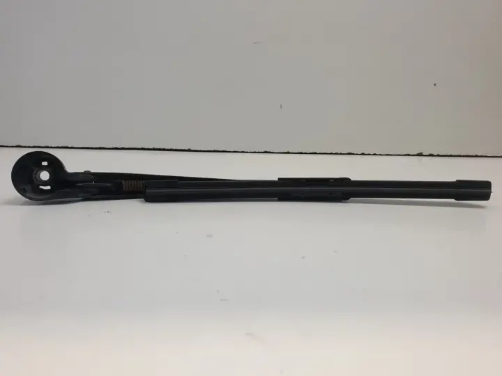 Audi A3 8L RAMIE TYLNEJ WYCIERACZKI Tył 8D9955407