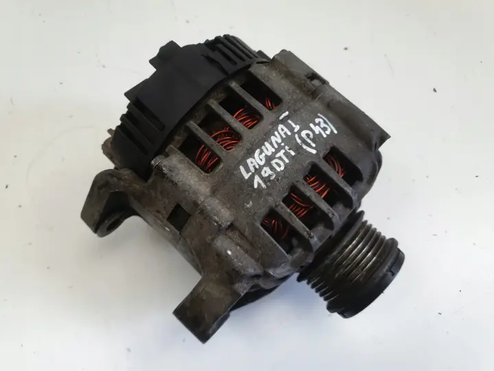 Renault Laguna I 1.9 DTI ALTERNATOR 8200054588 valeo 120A