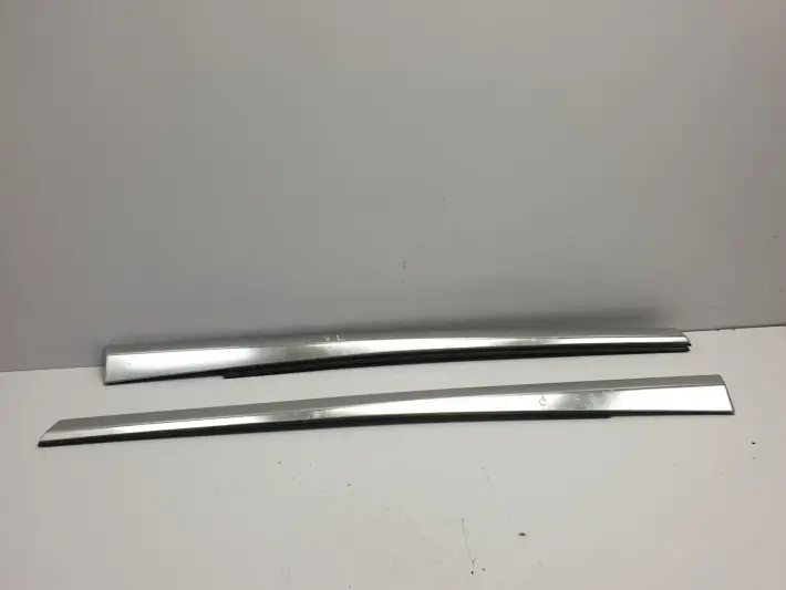 Mercedes A205 W205 Cabrio TYLNA LISTWA SZYBY Kpl