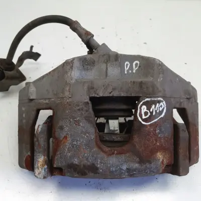 Volvo V40 II PRZEDNI ZACISK HAMULCOWY prawy przód PASAŻERA P.P 976