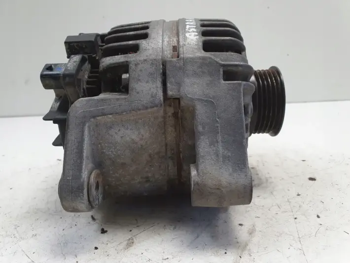 Opel Astra III H 1.4 16V ALTERNATOR bosch 0124325171