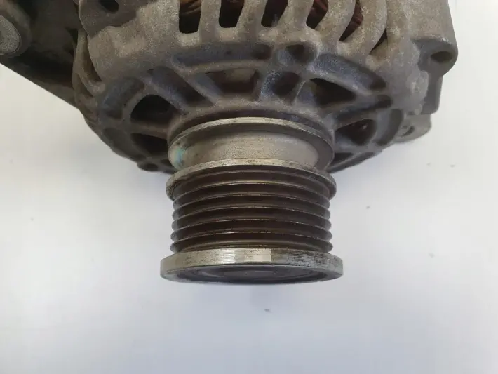 Opel Insignia 2.0 CDTI ALTERNATOR