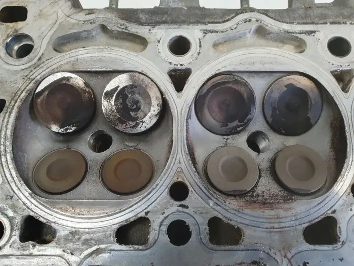 Peugeot 307 1.6 16V GŁOWICA CYLINDRÓW 9636076010