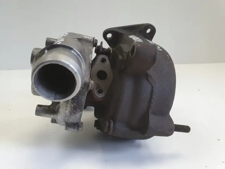 Audi A4 B6 1.9 TDI TURBOSPRĘŻARKA turbo 028145702H AVB 101KM