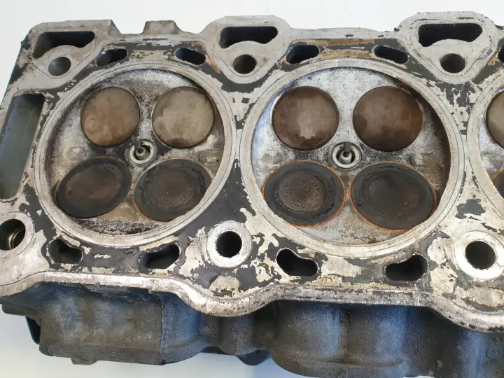 Jaguar S-Type 4.0 V8 GŁOWICA CYLINDRÓW prawa