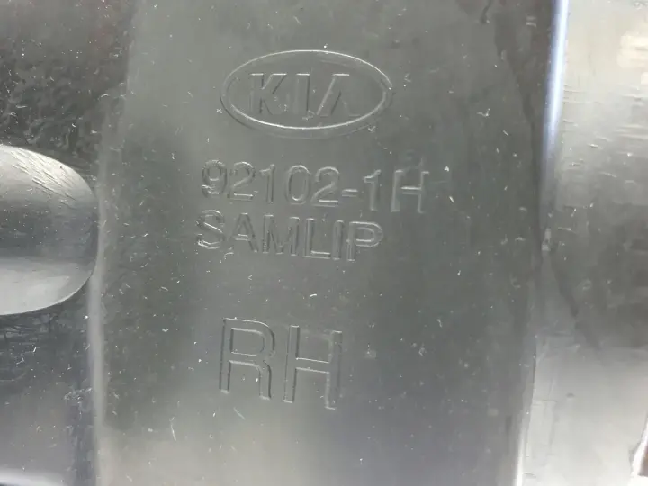 Kia Ceed I lift PRZEDNIA LAMPA PRAWA prawy przód anglik 92102-1H