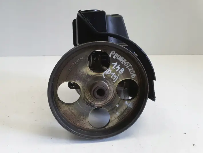 Peugeot 206 1.4 8V POMPA WSPOMAGANIA