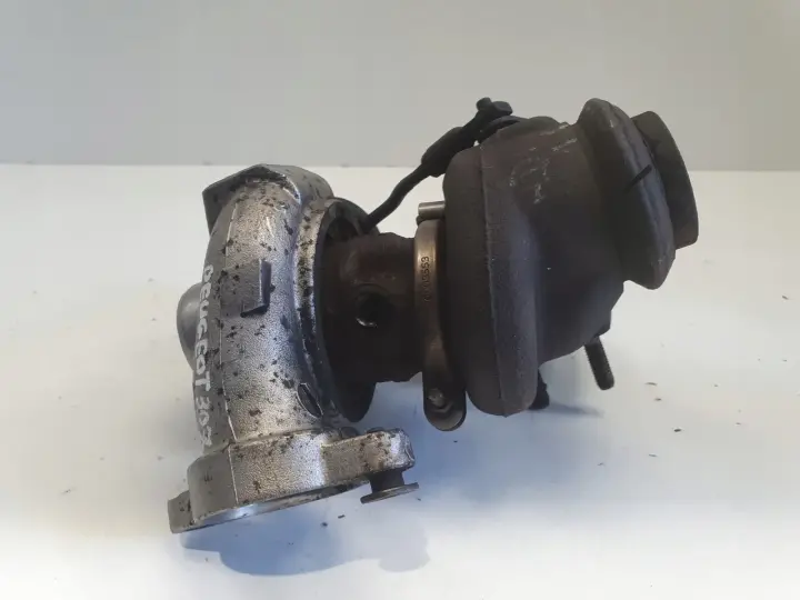Peugeot 307 1.6 HDI TURBOSPRĘŻARKA turbo 9657603780