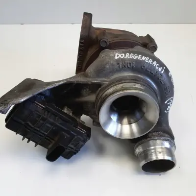 BMW E87 E90 2.0 D N47 TURBOSPRĘŻARKA turbo 724779