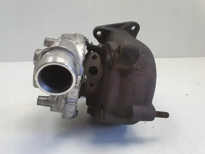 Audi A6 C5 1.9 TDI TURBOSPRĘŻARKA turbo 028145702H