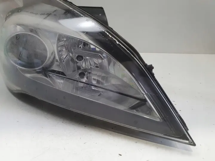 Kia Ceed I lift PRZEDNIA LAMPA PRAWA prawy przód anglik 92102-1H