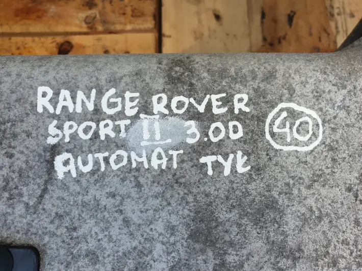 Range Rover Sport II L494 3.0 D TYLNE SANKI TYŁ