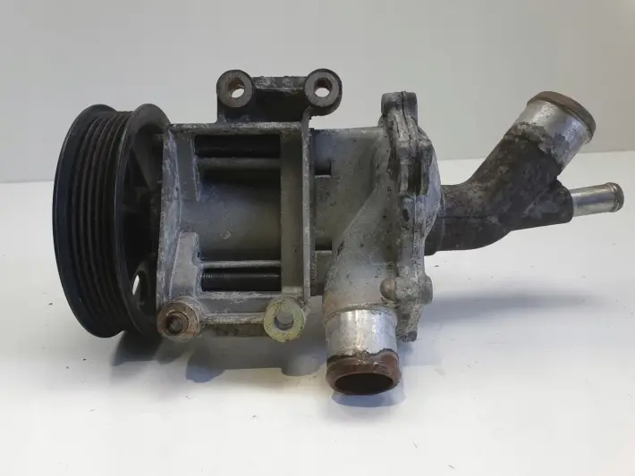 Mini One R50 R53 1.6 16V POMPA WODY 04693095AB