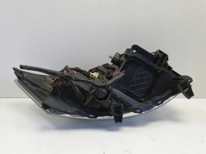 Toyota Auris I 06-09r PRZEDNIA LAMPA LEWA lewy przód EUROPA 81150-02460