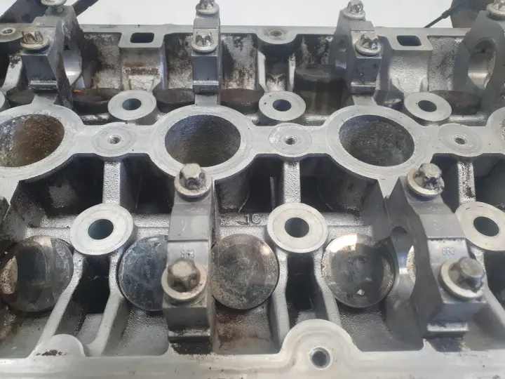 Opel Zafira B Astra J 1.6 16V A16XER GŁOWICA CYLINDRÓW 55559340