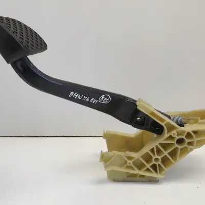 BMW X6 E71 MEDAŁ HAMULCA 6791900 Automat