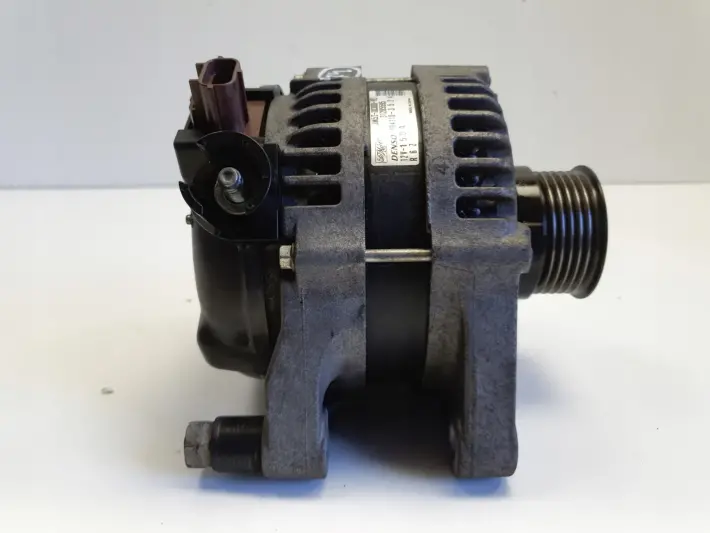 Volvo S40 II V50 2.0 D ALTERNATOR 3M5T-10300-YE