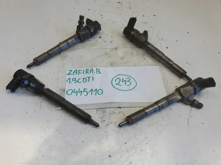Opel ZAFIRA B 1.9 CDTI 16V WTRYSKIWACZ wtrysk 0445110243