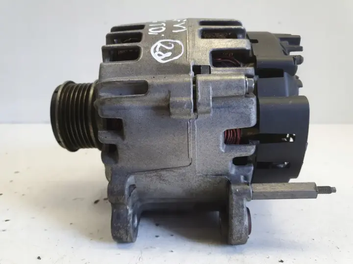 VW Golf VI 1.6 TDI ALTERNATOR valeo 03L903023A 140A