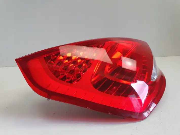 Ford Fiesta VII MK7 08-12r TYLNIA LAMPA LEWA LEWY TYŁ kierowcy 8A61-13405-A