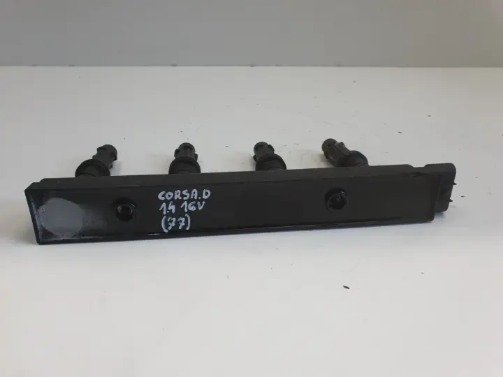 Opel Corsa D 1.4 16V CEWKA ZAPŁONOWA
