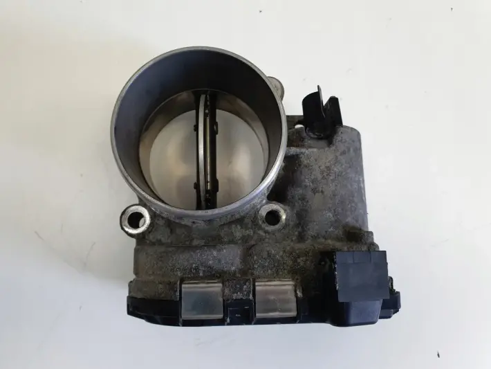 Volvo S60 II V60 2.0 D D3 PRZEPUSTNICA 31216665 bosch 0280750520