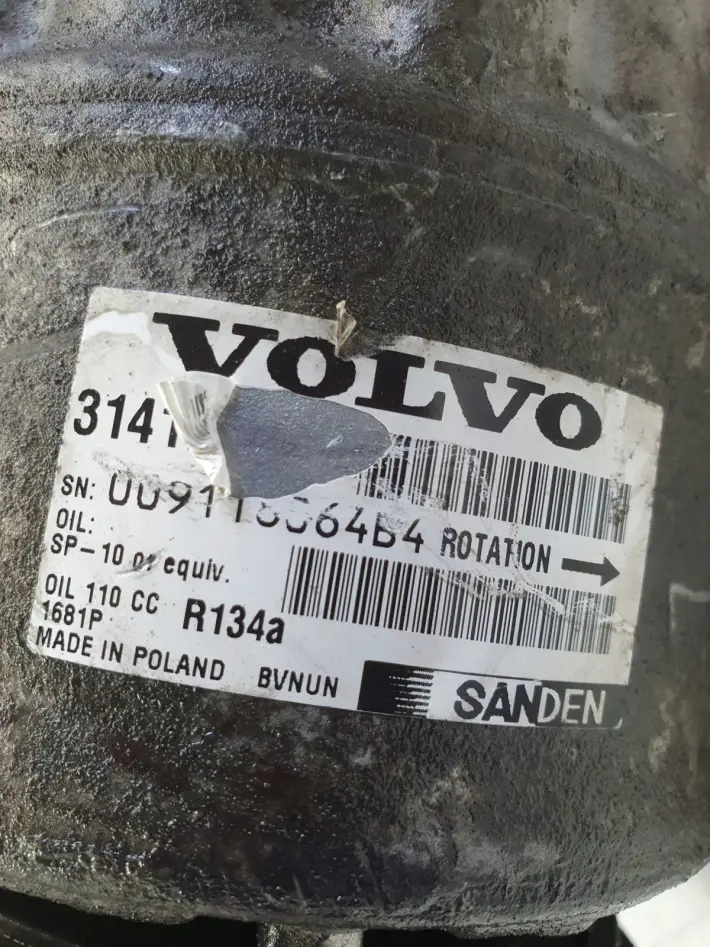 Volvo S60 II 2.0 D3 SPRĘŻARKA KLIMATYZACJI kompresor POMPA