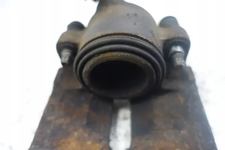 Jaguar XK XKR XK8 4.0 V8 PRZEDNI ZACISK HAMULCOWY