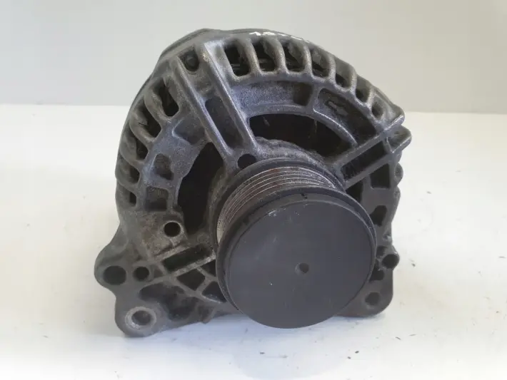 Seat Leon II 1.9 TDI ALTERNATOR Bosch