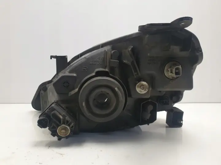 Suzuki Liana PRZEDNIA LAMPA PRAWA przód EUROPA