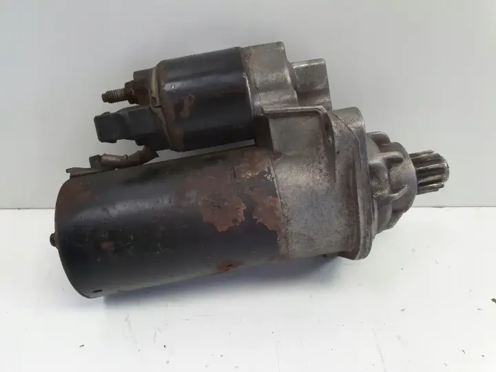 VW Bora 2.3 V5 ROZRUSZNIK