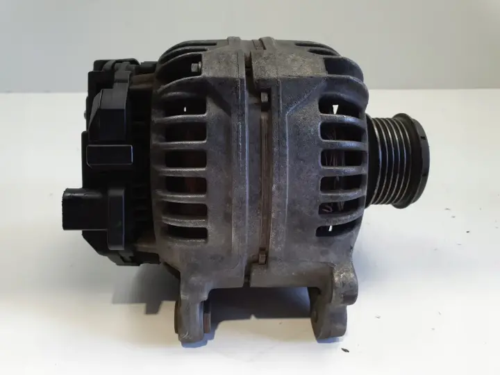 Audi A3 8L Golf IV Seat Leon 1.9 TDI ALTERNATOR 028903028E 120A